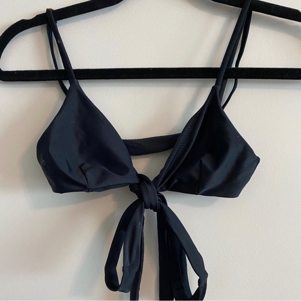 Show Me Your MuMu Mermaid Tie Up Bikini Top size XS in Black